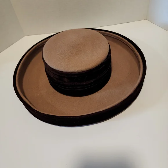 Gwenn Pennington Exculsive  Hat - Picture 7 of 8